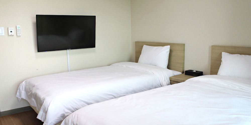 The Blue Jeju Hotel Seogwipo Exterior photo